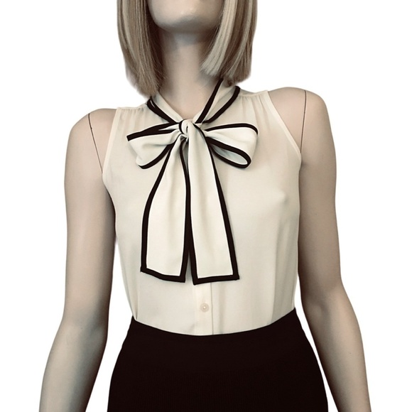 Loft Bow Tie Detail Sleeveless Blouse Button Front Top Shirt Lightweight - Picture 6 of 15